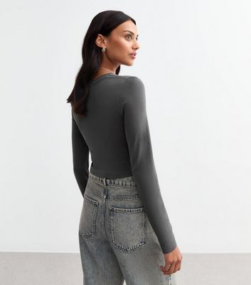 Grey Long Sleeve Cropped T-Shirt | New Look