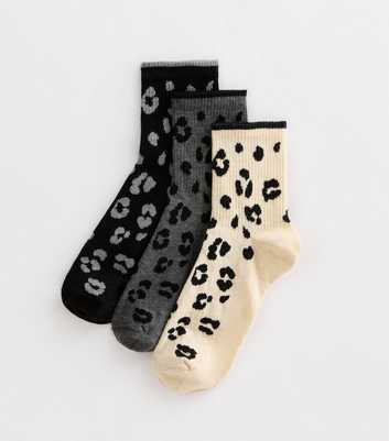 3 Pack of Leopard-Print Ankle Socks 