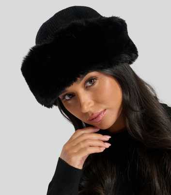 South Beach Black Faux Fur Trim Beanie Hat