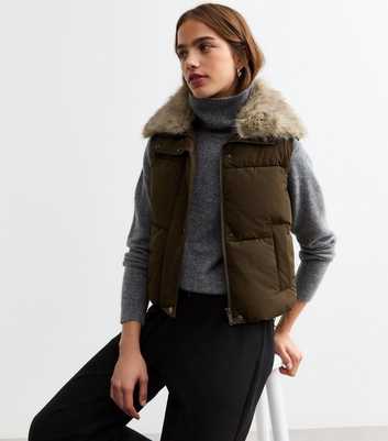 Khaki Detachable Faux Fur Collar Padded Gilet