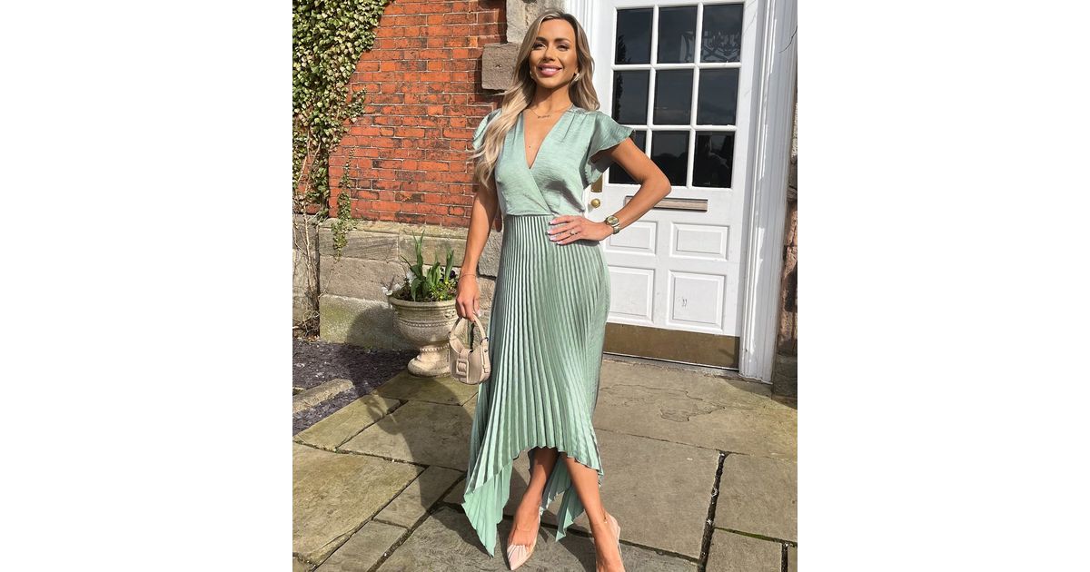 new look mint green dress AX Paris Mint Green Frill Strap Smock Midi Dress