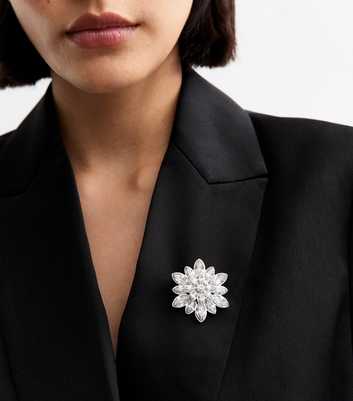 Silver Diamante Flower Brooch