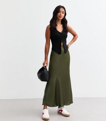 Petite Khaki Satin Midi Skirt New Look