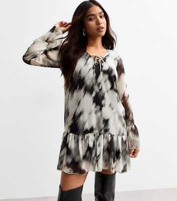 Petite Grey Abstract Print Chiffon Mini Dress