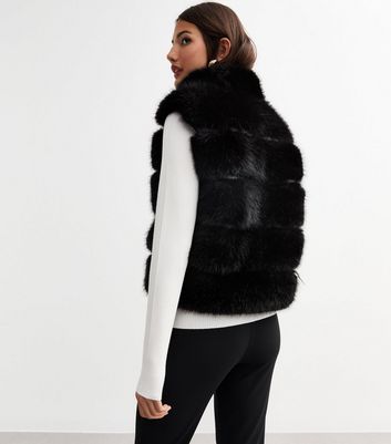 Black faux fur gilet new look best sale