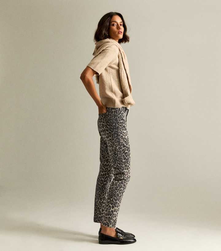Vintage Heart Leopard Print Straight Leg Jeans