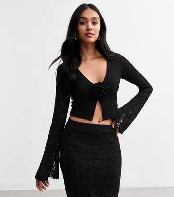 Black Corsage Textured Lace Crop Top