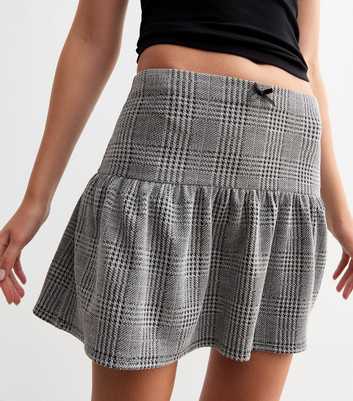 Grey Checkered Print Tiered Mini Skirt 