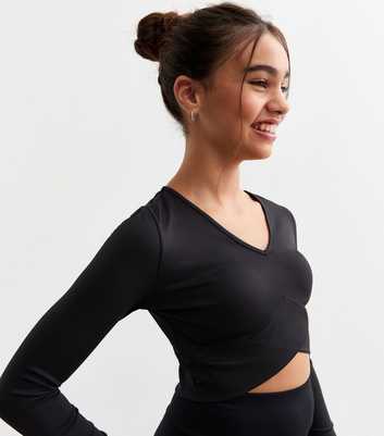 Girls Black Asymmetric Hem Crop Top