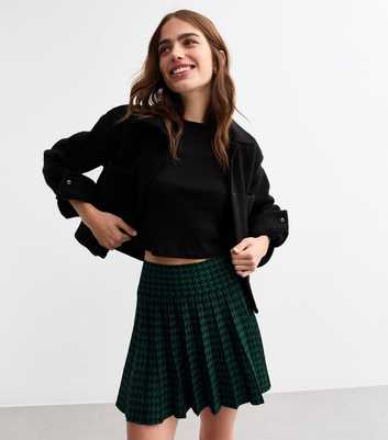 Green Woven Dogtooth Pleated Mini Skirt