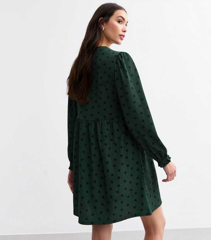 Green Polka Dot Crinkled Long Sleeve Mini Smock Dress | New Look