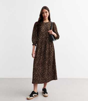 Brown Leopard Print Crinkled Midi Smock Dress