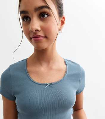 Girls Blue Round Neck Ribbed T-Shirt