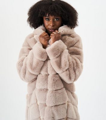 Gini London Pale Pink Tiered Faux Fur Coat New Look