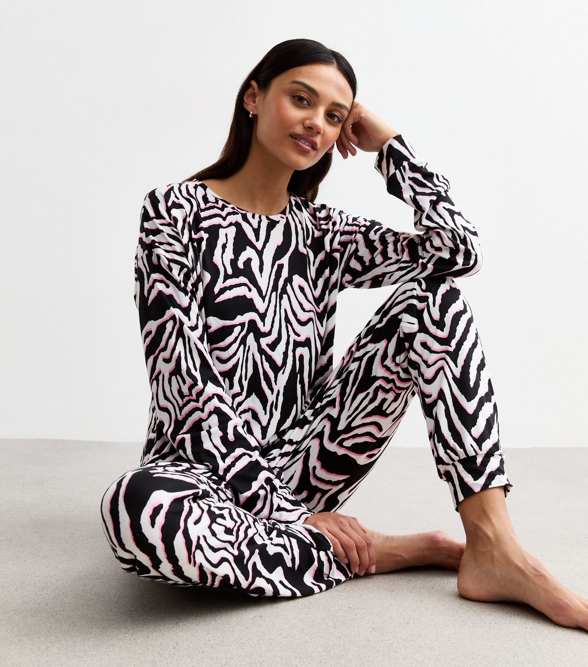 Women's Black Zebra Print Pyjama Set New Look