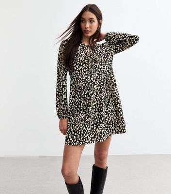 Black Printed Keyhole Neck Mini Dress New Look