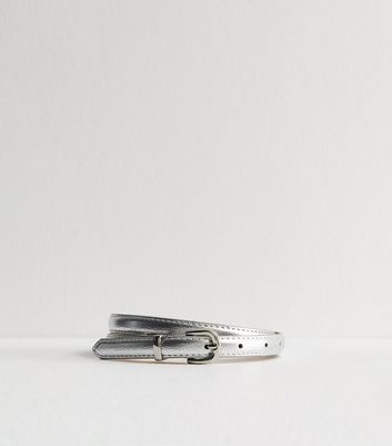 silver metallic belt