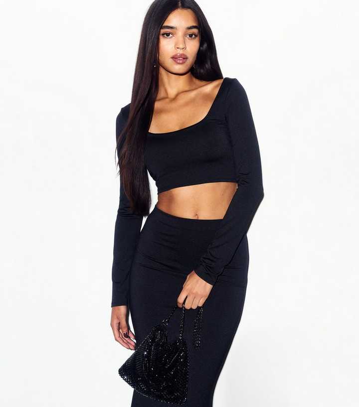 Black Scoop Long Sleeve Crop Top 