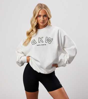 Gym King Cream Relaxed Fit Logo Sweatshirt