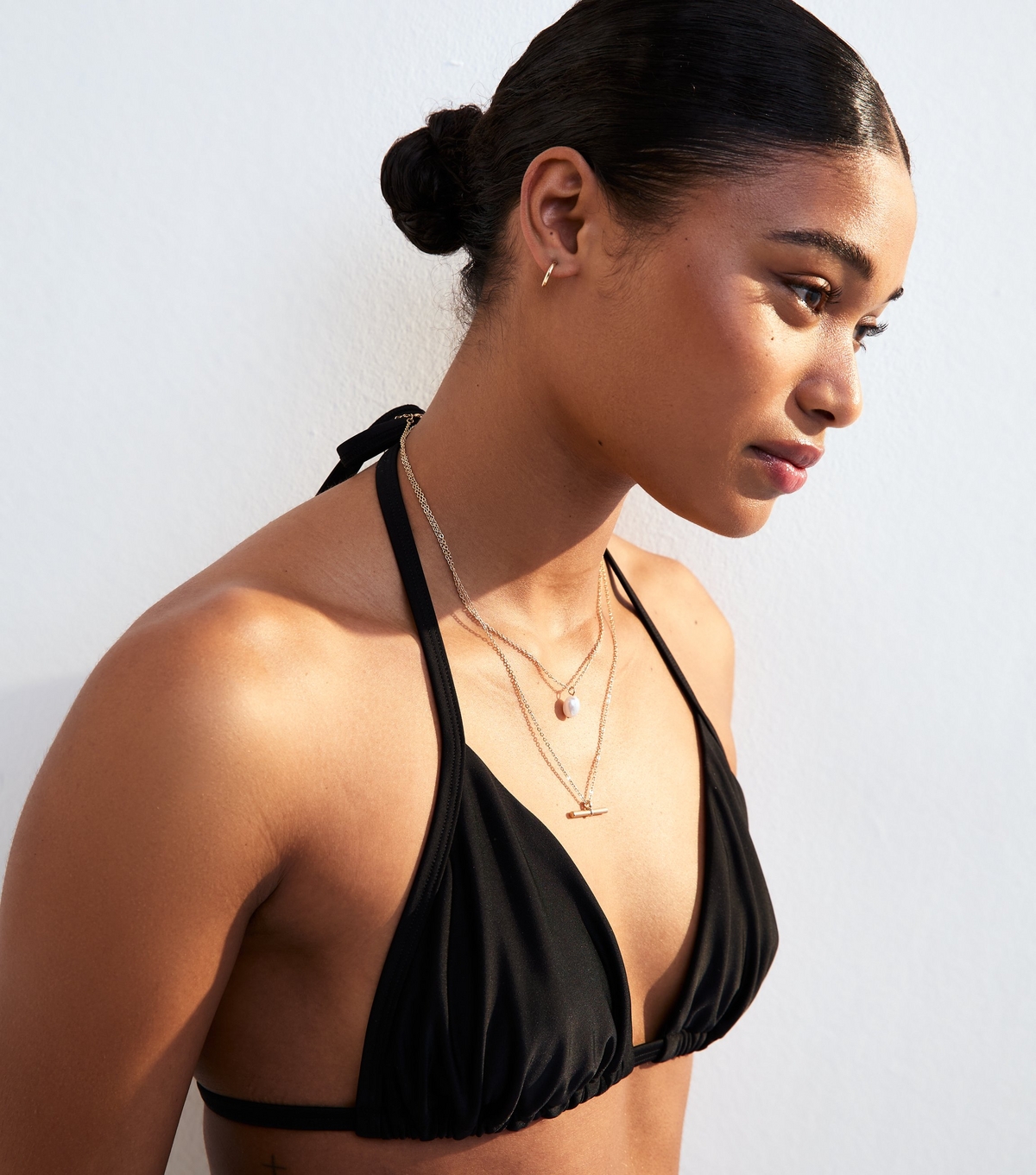 Women's Black Halterneck Bikini Top New Look