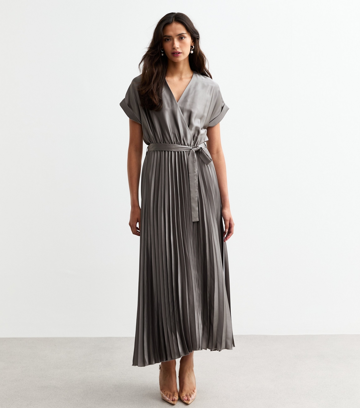 Women's Tall Grey Satin Pleated Midi Dress New Look