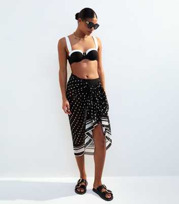 Black Polka Dot Bordered Textured Sarong 