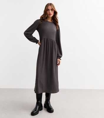 Grey Crinkled Long Sleeve Midi Dress