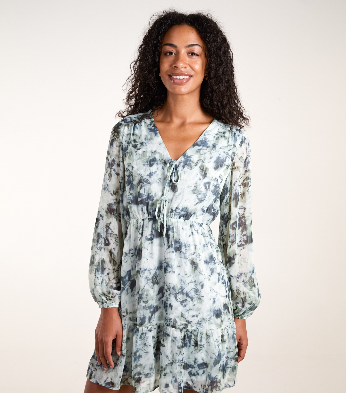 Women's Blue Floral Print Chiffon Mini Dress Blue Vanilla New Look