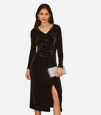 Yumi Black Velvet Fitted Dress New Look