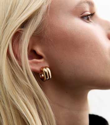 Gold Tone Double Hoop Earrings 