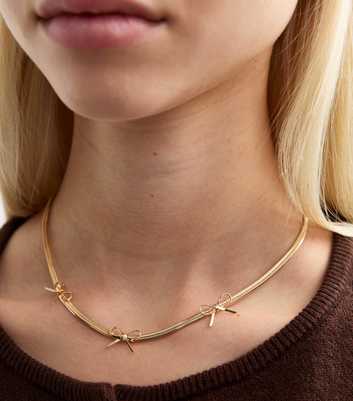 Gold Tone Bow Snake Chain Necklace