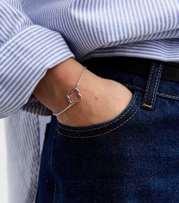 Silver Tone Flower Bracelet