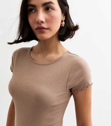 Light Brown Ribbed Lettuce Trim T-Shirt