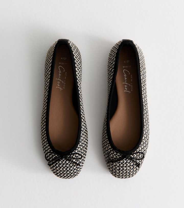 Wide Fit Black Raffia Look Bow Detail Ballerina Pumps | New Look