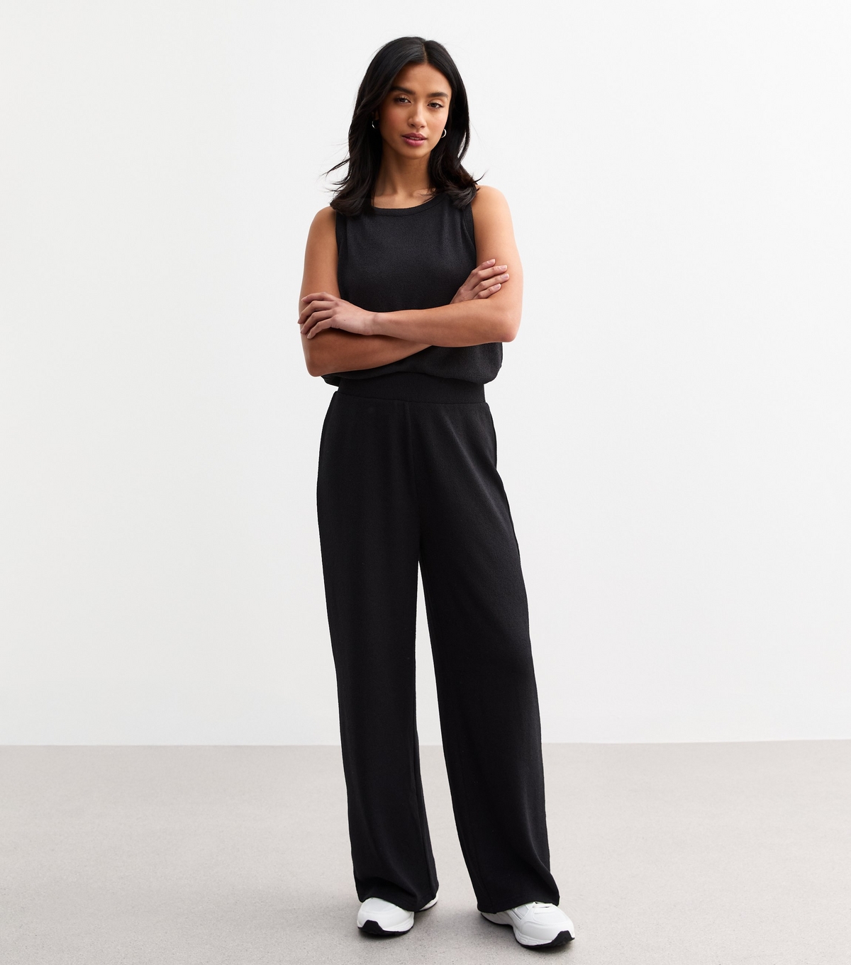 Women's Petite Black Textured Wide Leg Trousers New Look