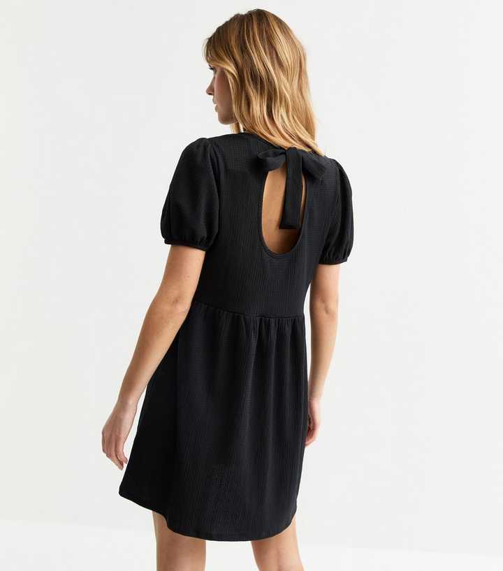 Black Bow Back Crinkled Mini Smock Dress