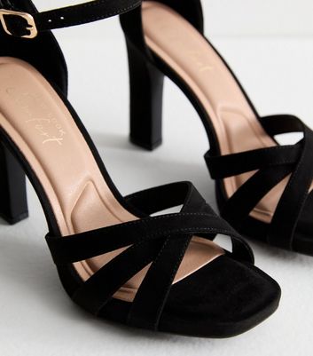 Black Crossover Front Strap Faux Suede Platform Sandals | New Look
