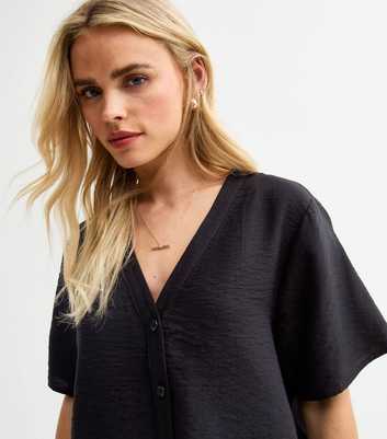 Petite Black Short Sleeve Shirt