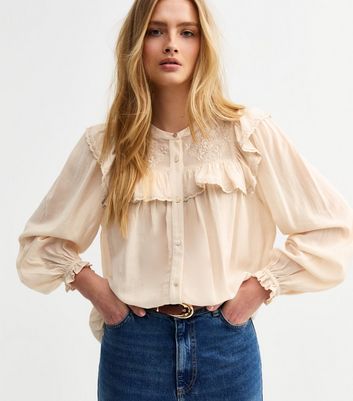 cream-floral-embroidered-frill