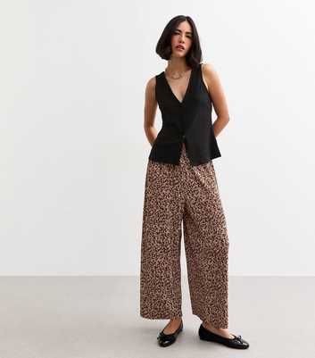 Brown Leopard Print Plisse Pleat Crop Trousers