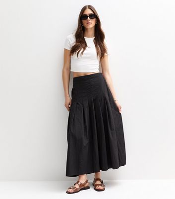 Black Pleated Midi Skirt
