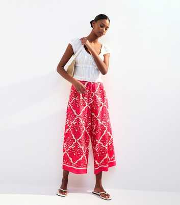 Pink Floral Border Print Crop Trousers