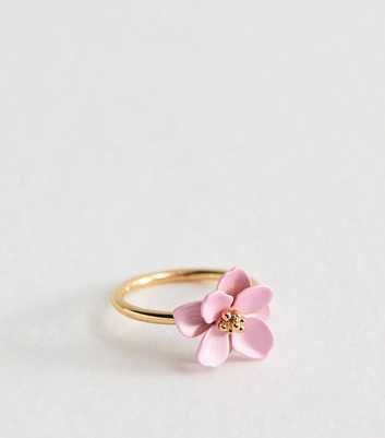 Gold Tone Flower RIng