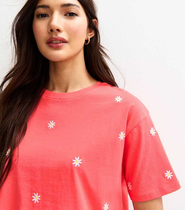 Pink Daisy Embroidered Boxy T-Shirt