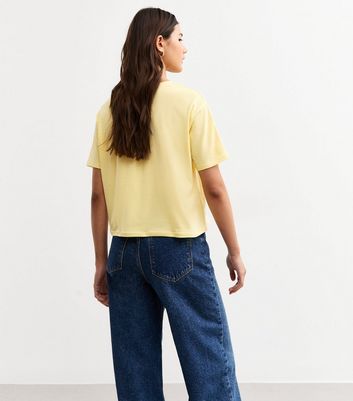 yellow daisy top