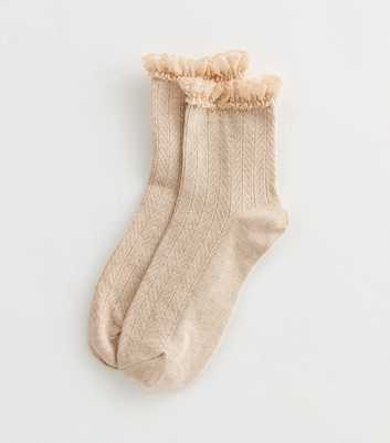Cream Cable Frill Trim Socks