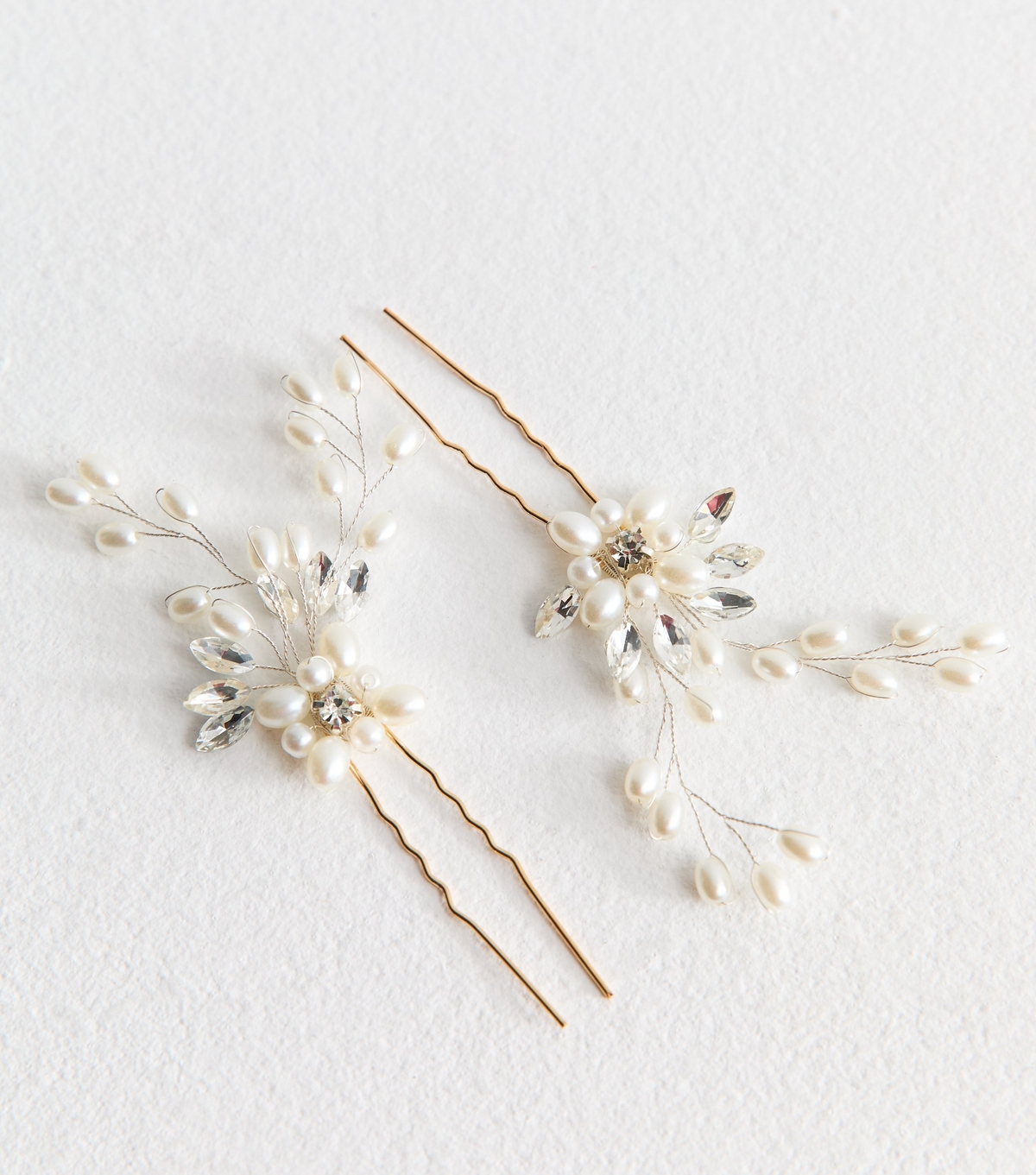 Pack of 2 Faux Pearl Flower Hair Pins New Look