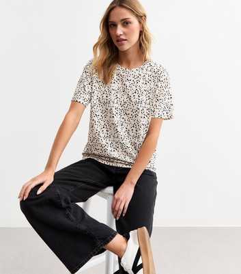 White Abstract Dot Print T-Shirt