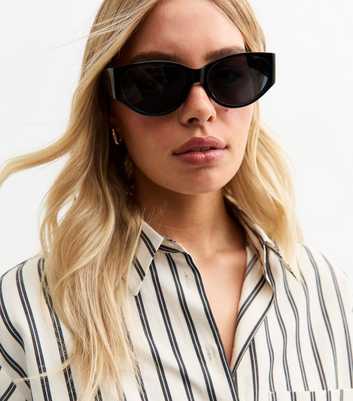 Black Oval Frame Sunglasses