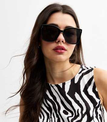 Black Oversize D-Frame Sunglasses